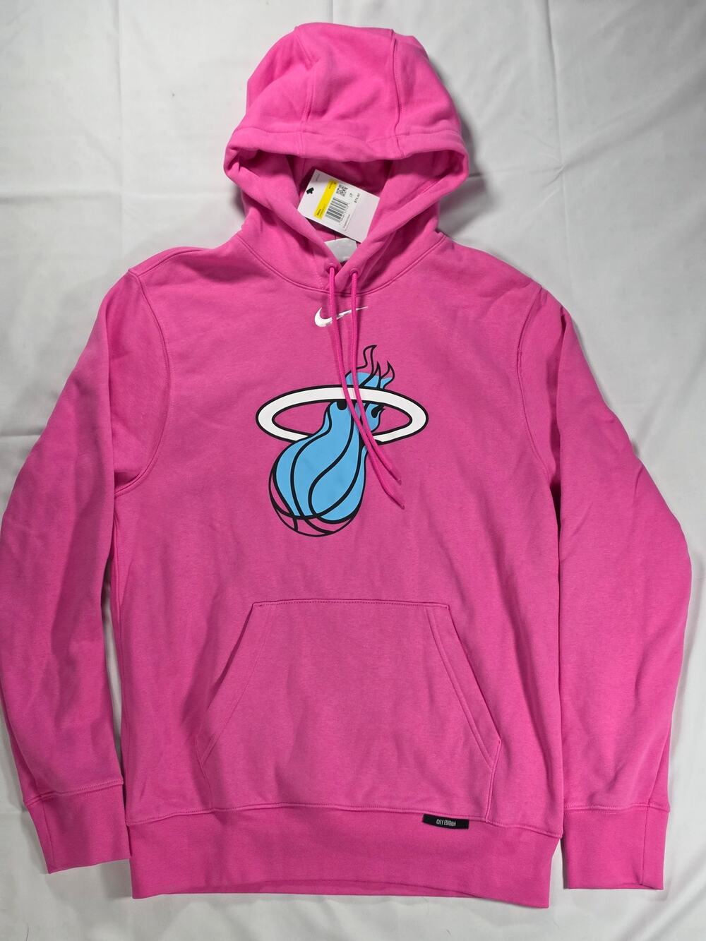 Nike Miami Heat Pink Hoodie Men’s Small – Flaming Basketball Graphic – NWT